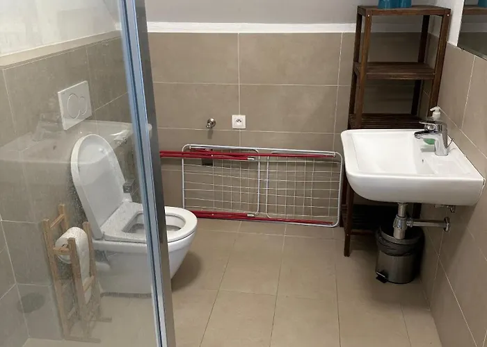 Dobra Lipa Apartman *